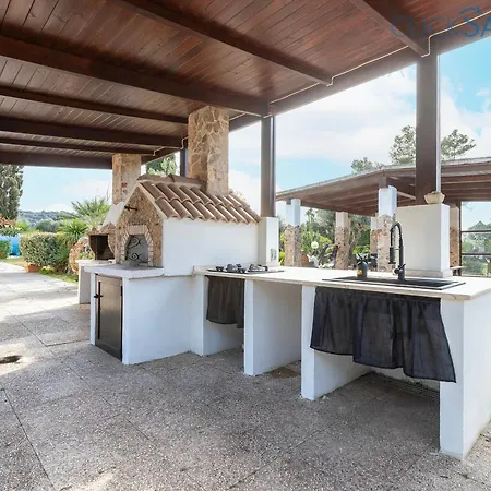 Villa Clicksardegna Luxury Elike With Private Pool With Patio And Barbecue Area Surigheddu