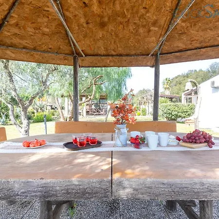 Villa Clicksardegna Luxury Elike With Private Pool With Patio And Barbecue Area *