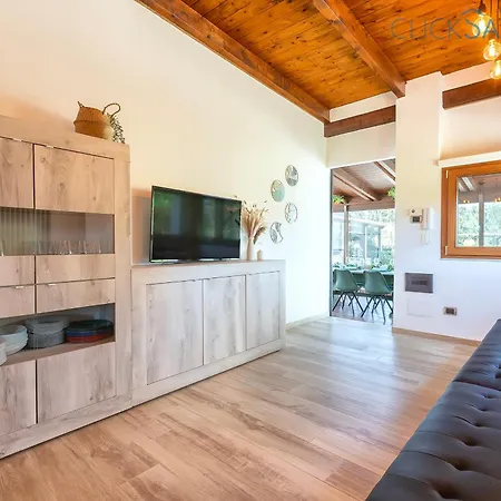 别墅 Clicksardegna Luxury Elike With Private Pool With Patio And Barbecue Area
