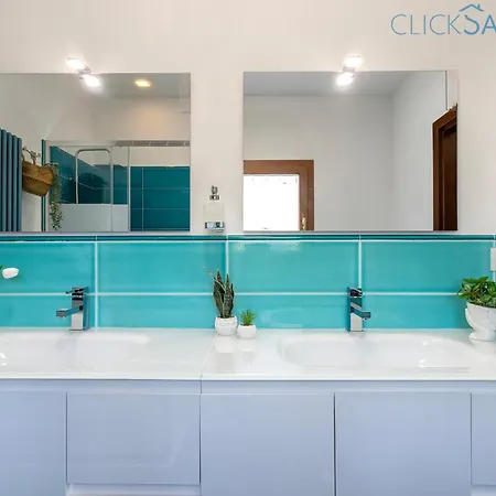 Villa Clicksardegna Luxury Elike With Private Pool With Patio And Barbecue Area