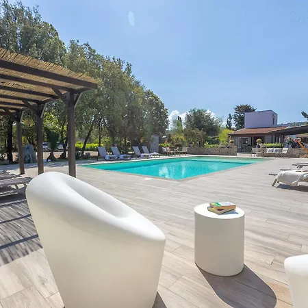 Clicksardegna Luxury Elike With Private Pool With Patio And Barbecue Area 别墅