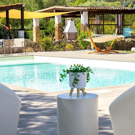 Clicksardegna Luxury Elike With Private Pool With Patio And Barbecue Area Villa *