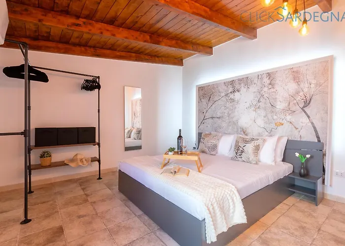 Villa Clicksardegna Luxury Elike With Private Pool With Patio And Barbecue Area
